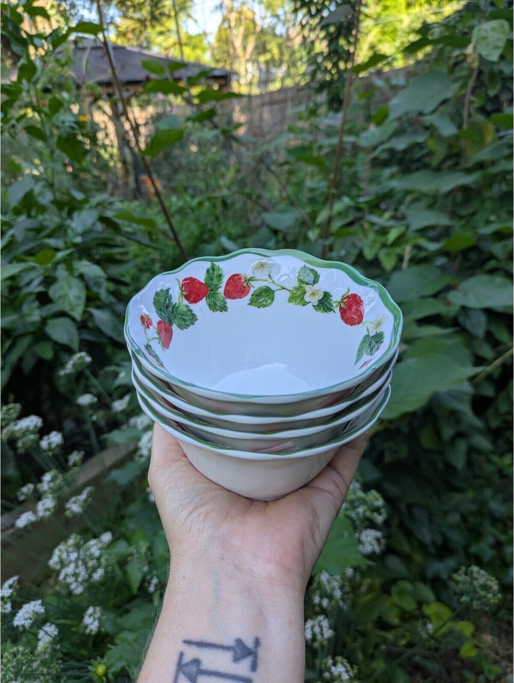 Strawberry Cottagecore Melamine Dessert or Fruit Bowls, Brand New, Set of 4